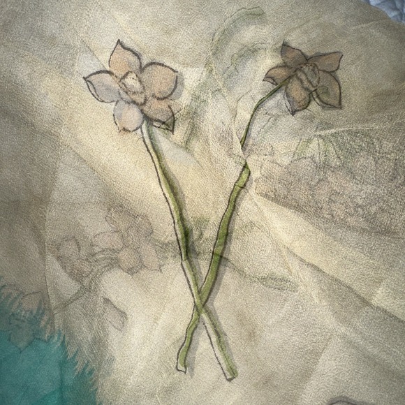 Top Hit Vintage Fashion Baar & Beards Hand Rolled Shortie Scarf Pure Silk Grapes - Picture 4 of 9